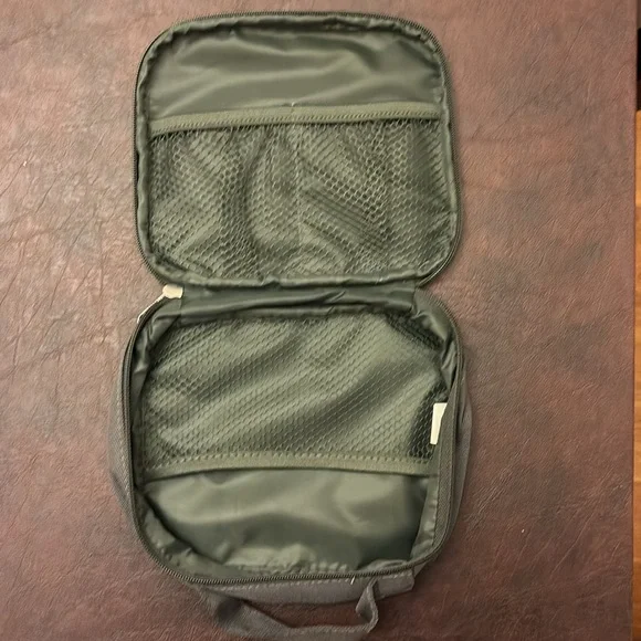 Travel accessory case, brown/army green/tan pattern. - Picture 3 of 6